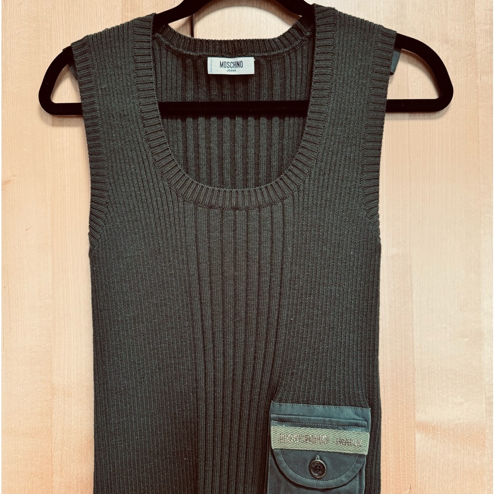 Moschino army green knit sweater